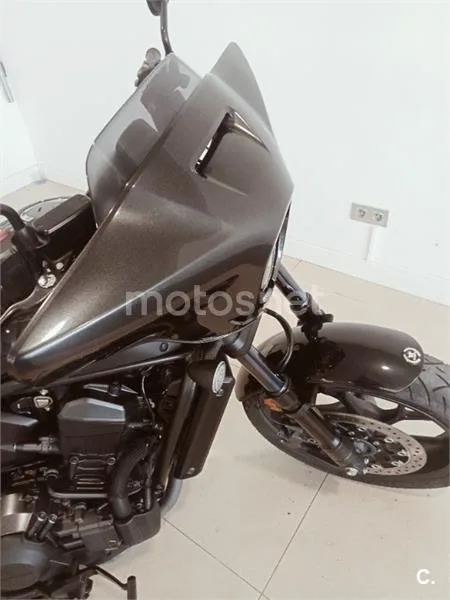 Honda CMX 1100 Rebel – Vista 9