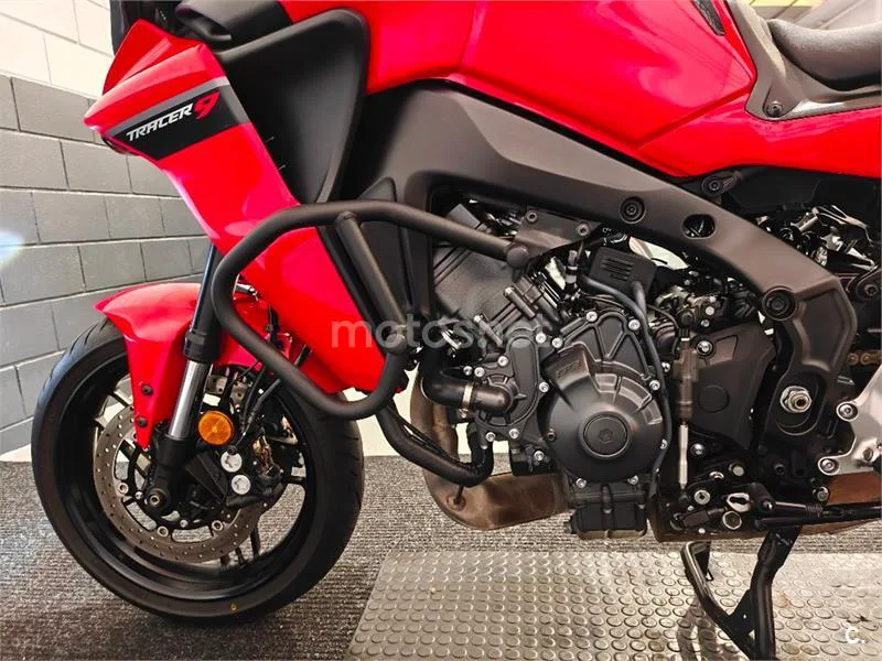 Yamaha Tracer 9 – Vista 13