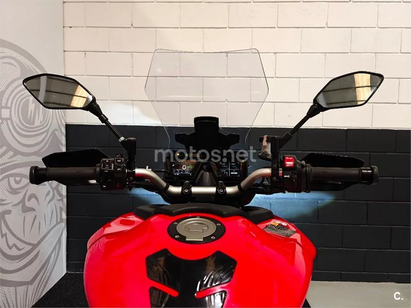 Yamaha Tracer 9 – Vista 8
