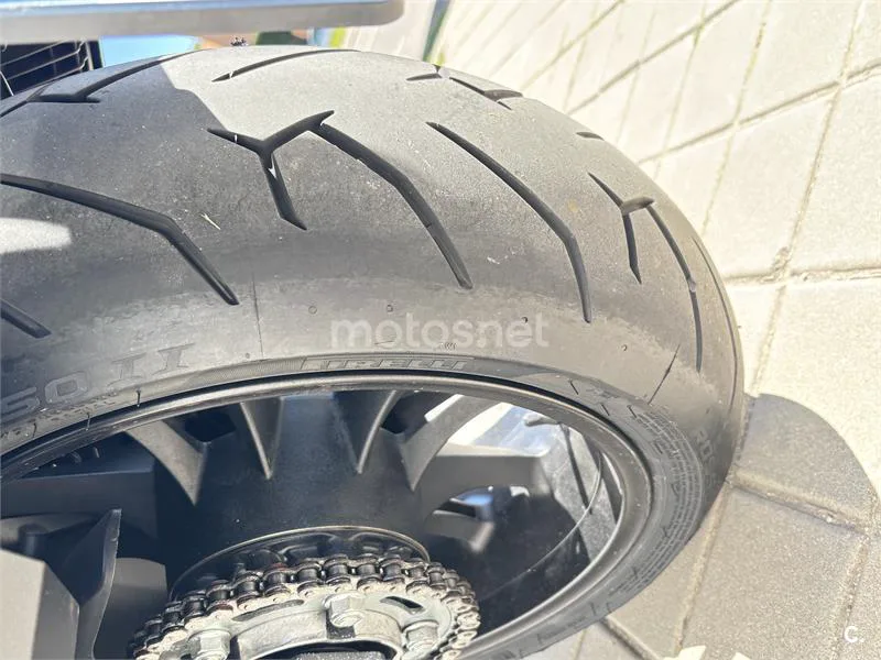 Honda NM4 Vultus – Vista 6