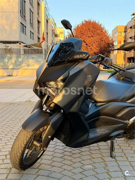 Yamaha XMAX 300 – Vista 4