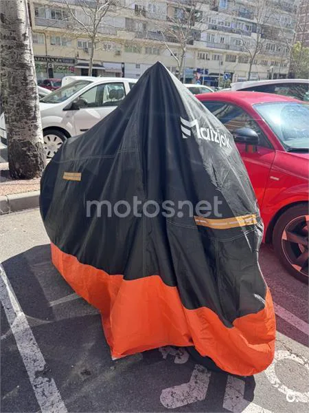 Yamaha NMAX – Vista 9