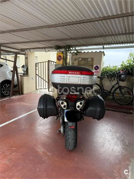 Honda VFR 800 FI – Vista 3