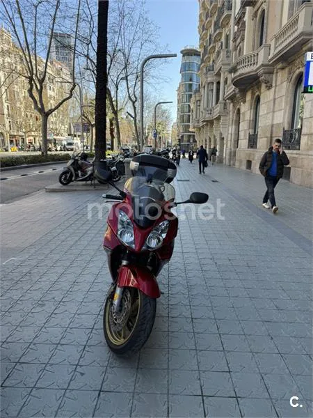 Honda VFR 800 FI – Vista 9