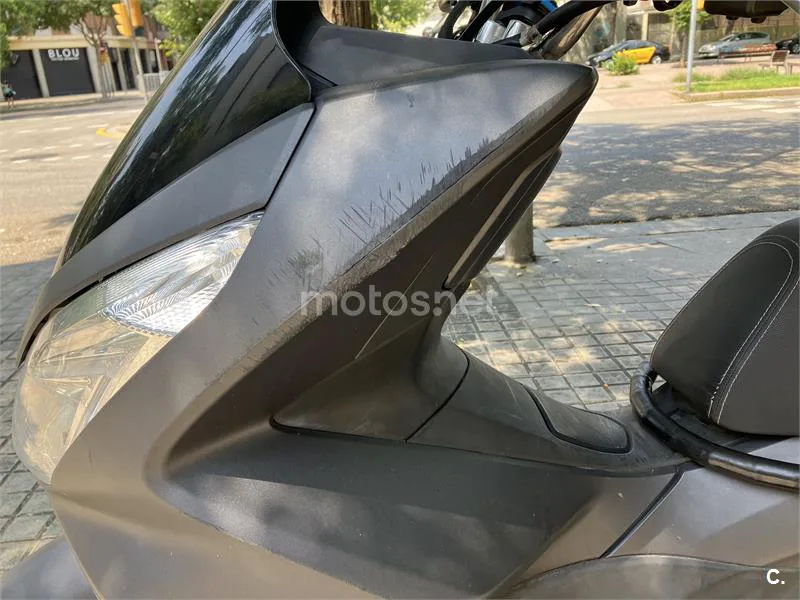 Honda PCX 125 – Vista 2