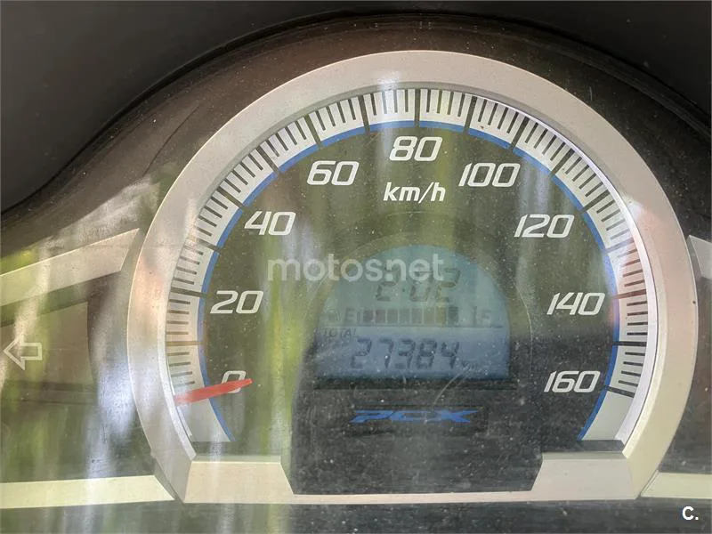 Honda PCX 125 – Vista 6