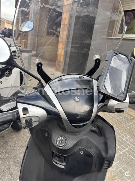 Yamaha X enter 125 – Vista 4