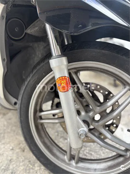 Yamaha X enter 125 – Vista 5