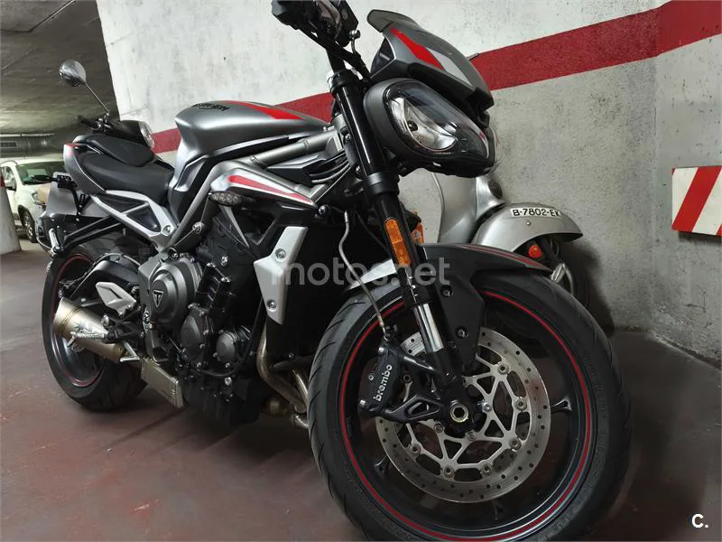 Triumph Street Triple 765 – Vista 2