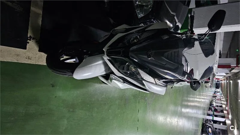 Kymco Super Dink 125 ABS – Vista 4