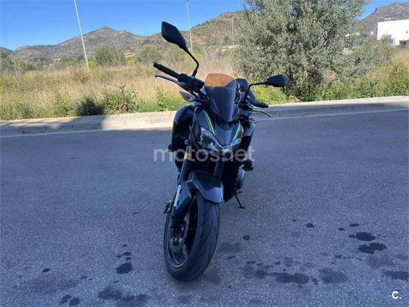Kawasaki Z 900 – Vista 2