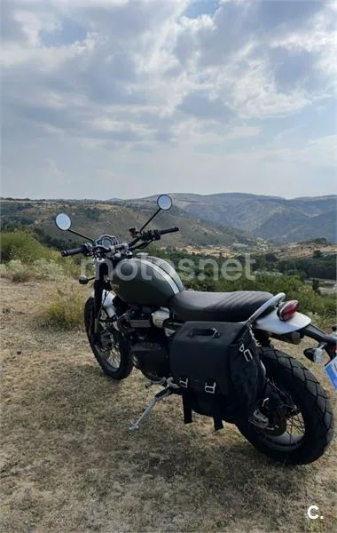 Triumph Scrambler 1200 XC – Vista 3