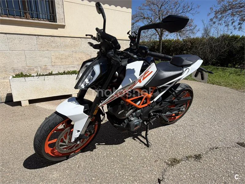 KTM 390 – Vista 8