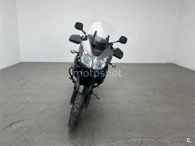 Suzuki V-Strom 1000 – Vista 3