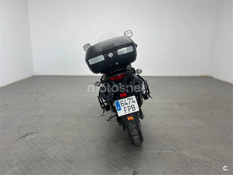 Suzuki V-Strom 1000 – Vista 7