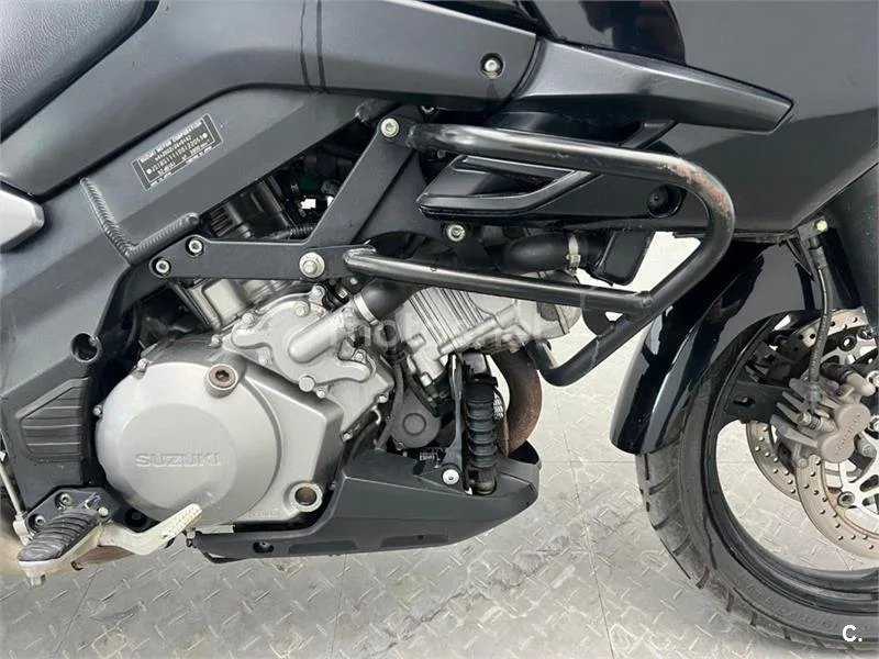 Suzuki V-Strom 1000 – Vista 10