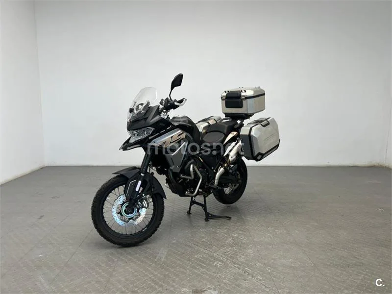 Voge 650 DSX – Vista 4