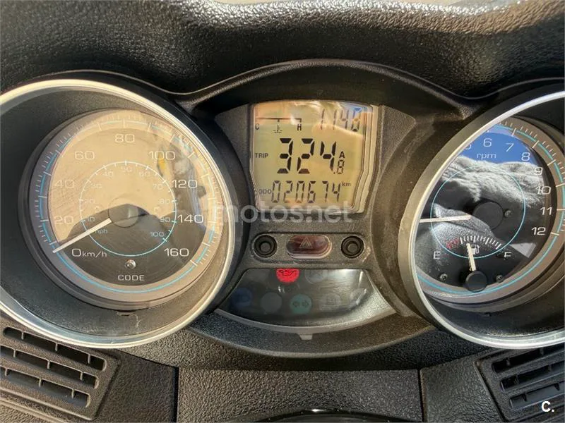 Piaggio X EVO 125 – Vista 3