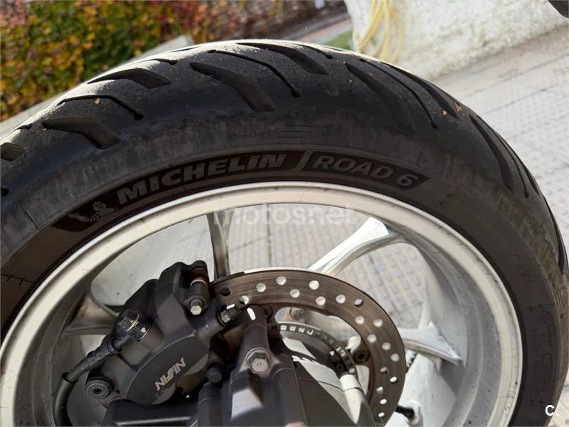 Honda VFR 1200 F DCT – Vista 6