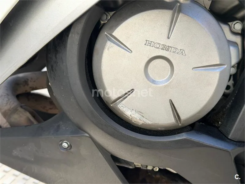 Honda VFR 1200 F DCT – Vista 10