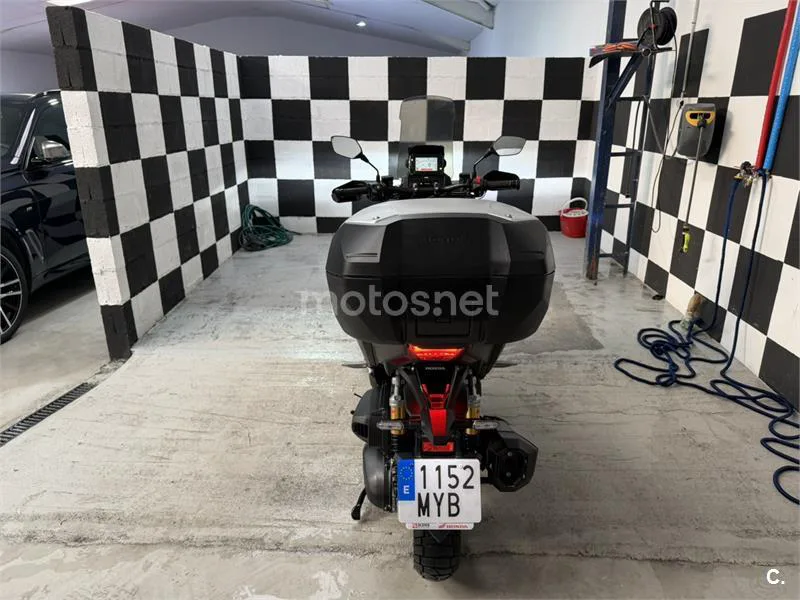 Honda ADV 350 – Vista 5