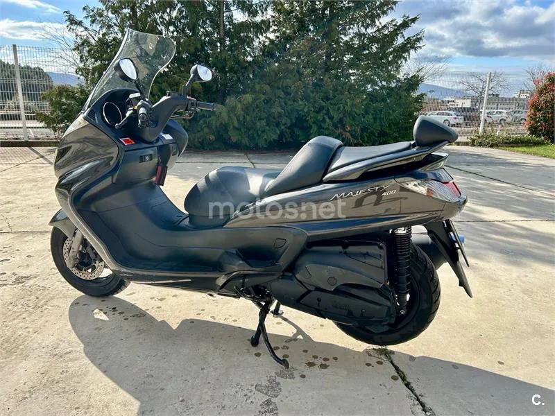 Yamaha YP Majesty 400 – Vista 4