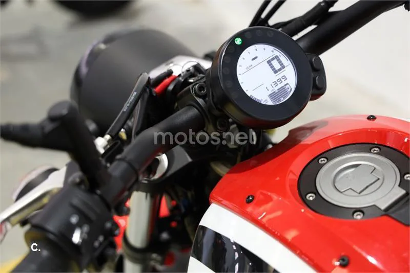 Yamaha XSR 700 – Vista 5