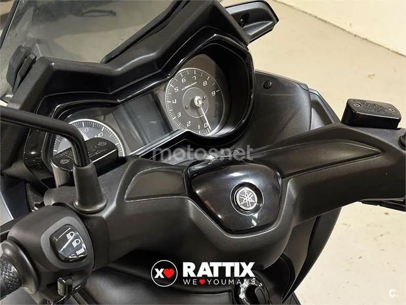Yamaha XMAX 300 – Vista 6