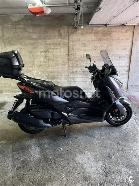 Yamaha XMAX 400 – Vista 2