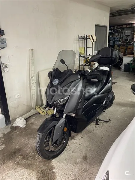 Yamaha XMAX 400 – Vista 6