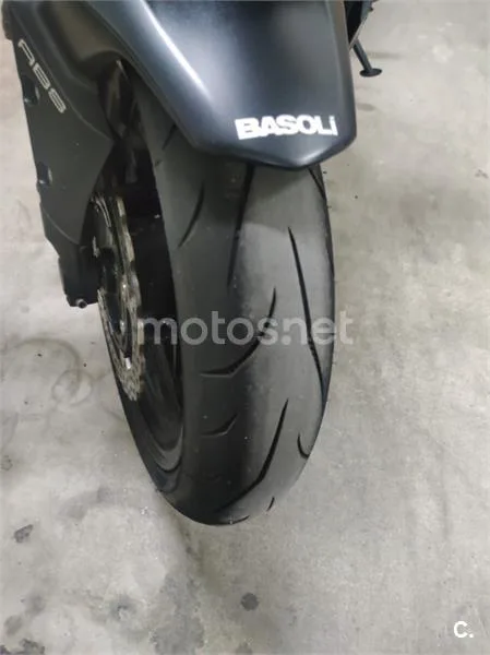 Kawasaki Z 900 – Vista 7