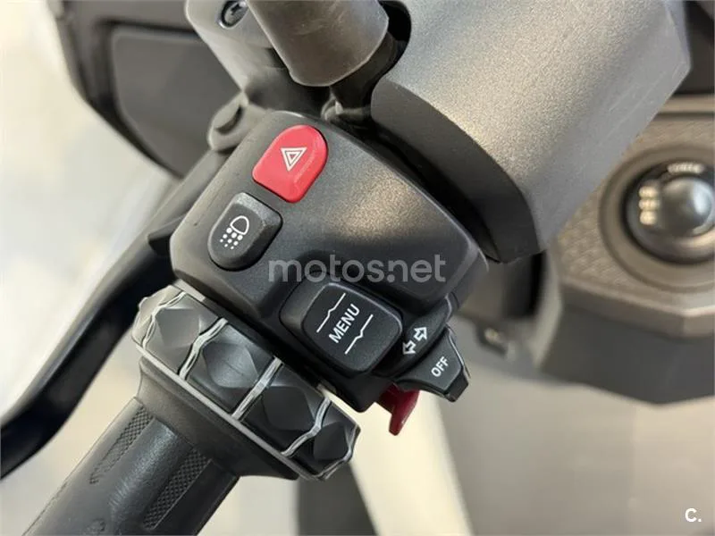 BMW C 400 GT – Vista 7
