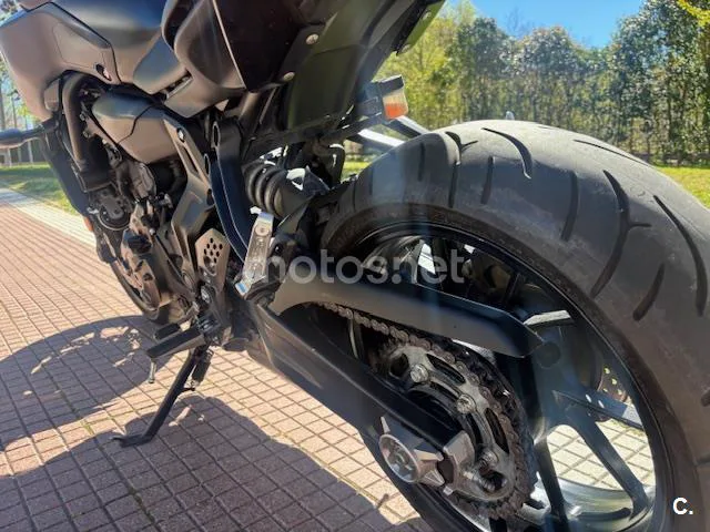 Yamaha MT-07 – Vista 19