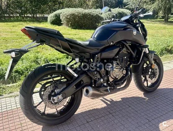 Yamaha MT-07 – Vista 4