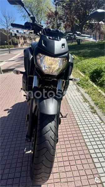 Yamaha MT-07 – Vista 9