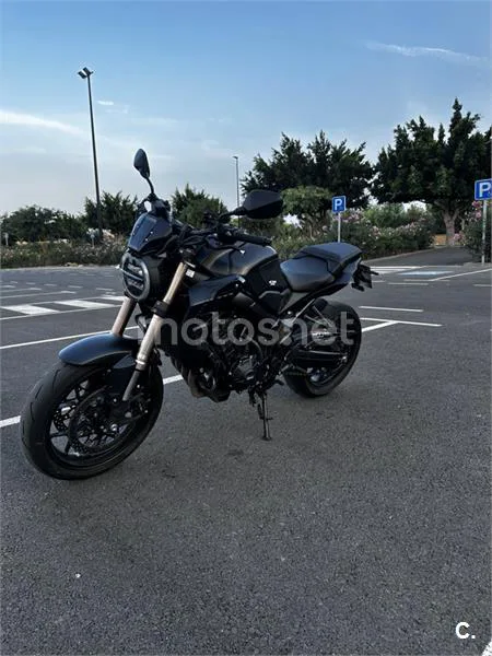 Honda CB 650 R – Vista 2