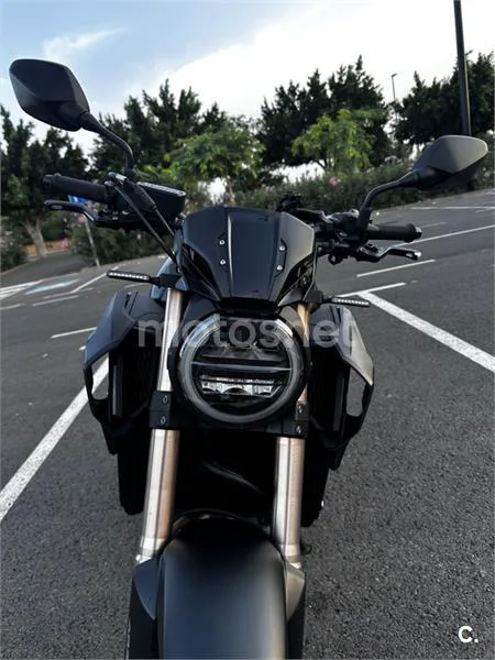 Honda CB 650 R – Vista 6
