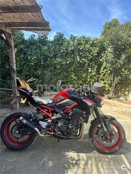 Kawasaki Z 900 – Vista 2