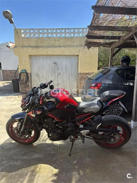 Kawasaki Z 900 – Vista 4