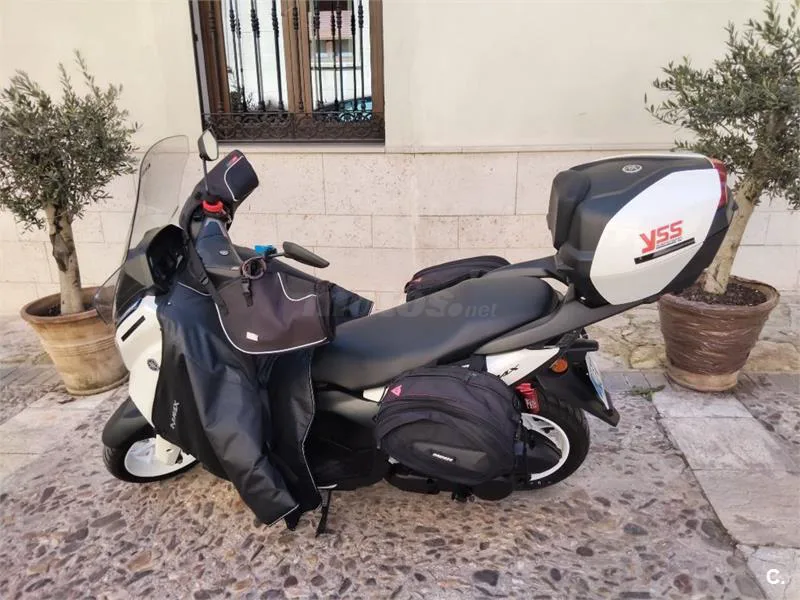 Yamaha NMAX – Vista 3