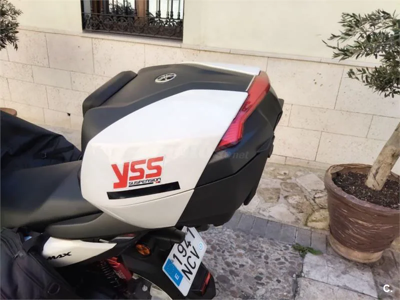 Yamaha NMAX – Vista 8