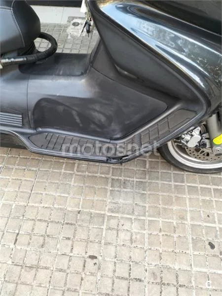 Suzuki Burgman 650 Executive – Vista 5
