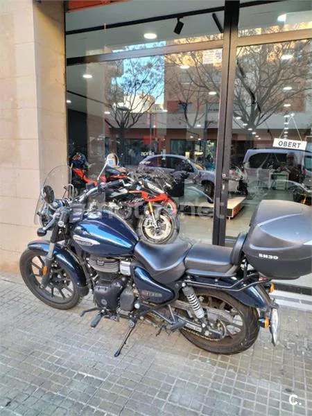 Royal Enfield Meteor 350 – Vista 8