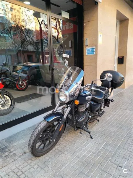 Royal Enfield Meteor 350 – Vista 10