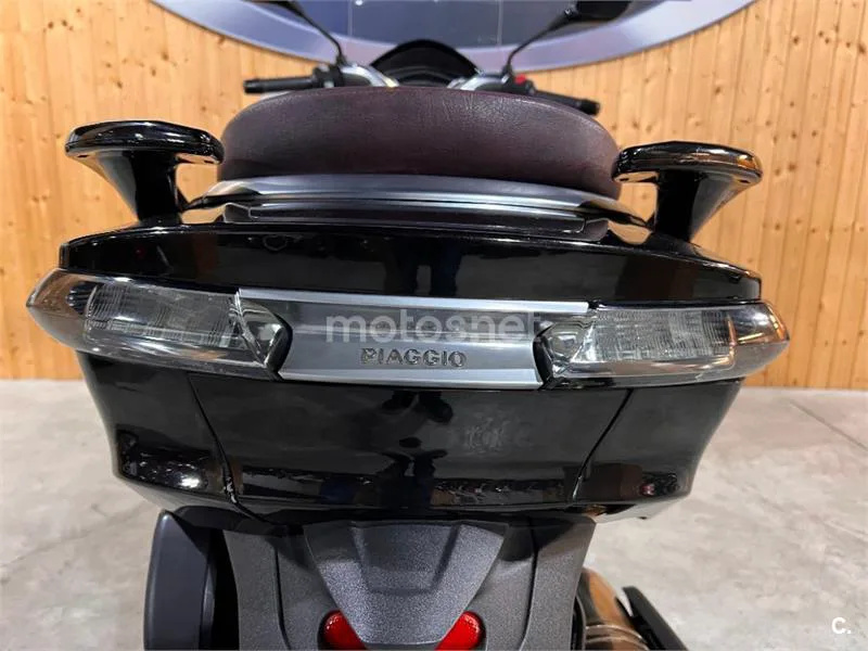 Piaggio X10 500 – Vista 11