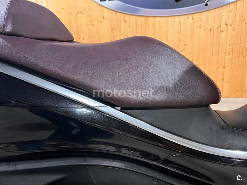 Piaggio X10 500 – Vista 41