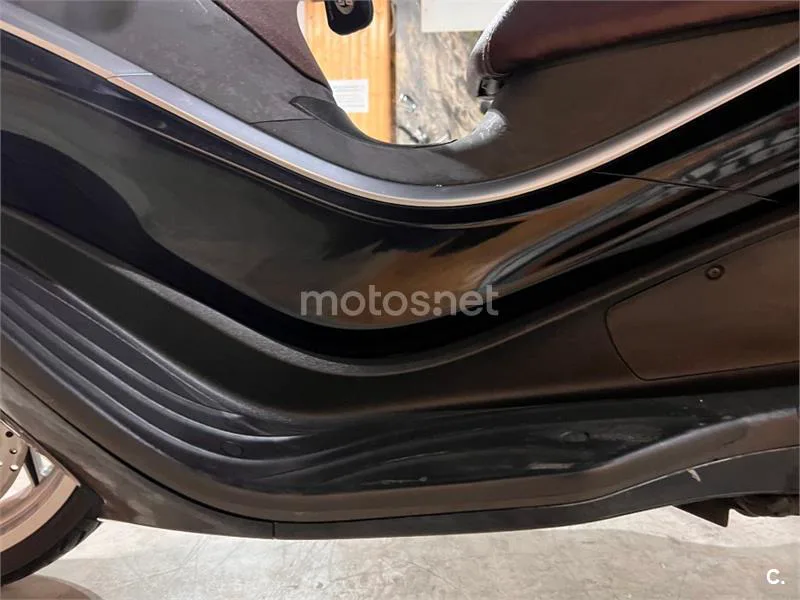 Piaggio X10 500 – Vista 61