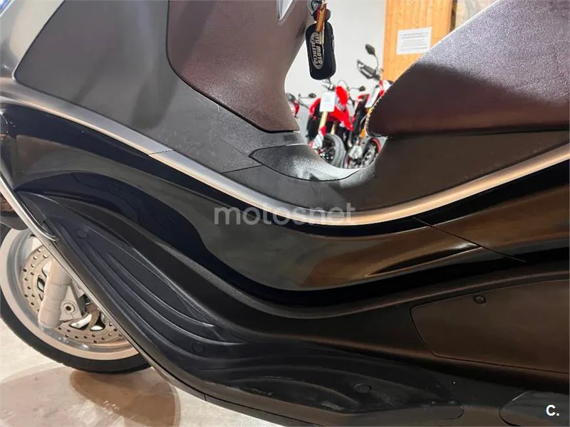 Piaggio X10 500 – Vista 63