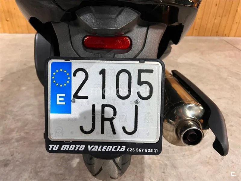 Piaggio X10 500 – Vista 10