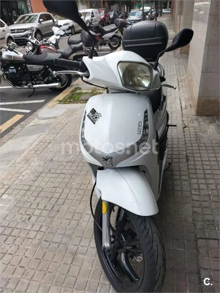 Peugeot Tweet 125 – Vista 6